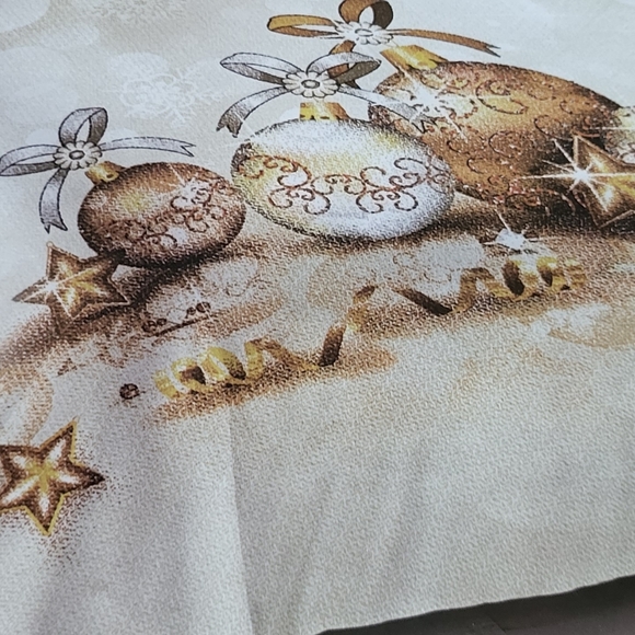 Gold Christmas ornaments one bed cover - Picture 9 of 14
